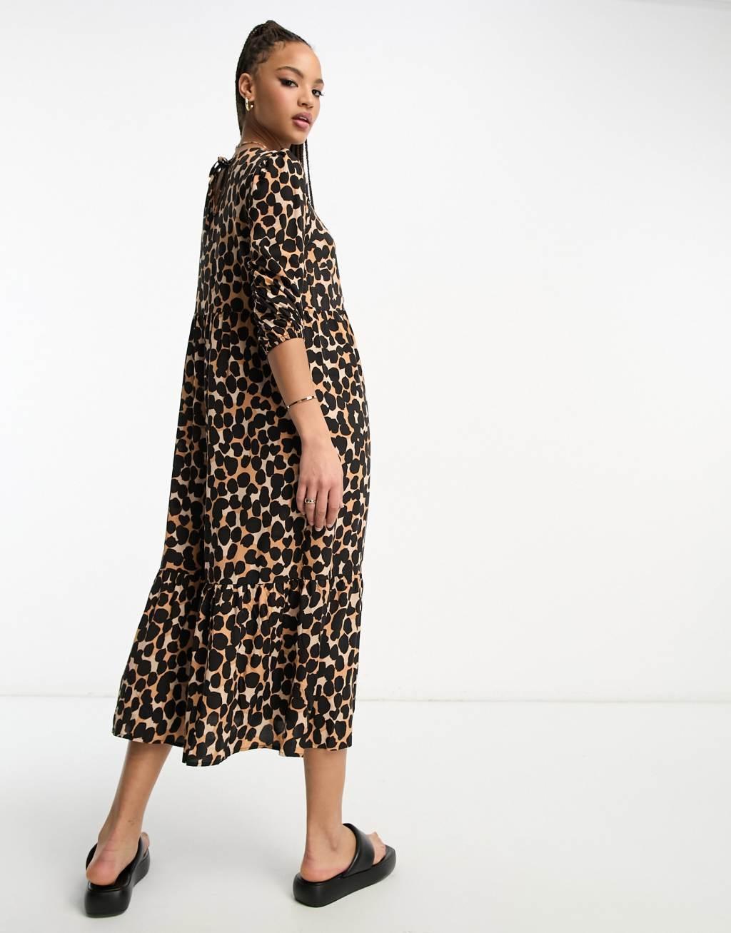 New Look puff sleeve smock midi dress in leopard print Product Image