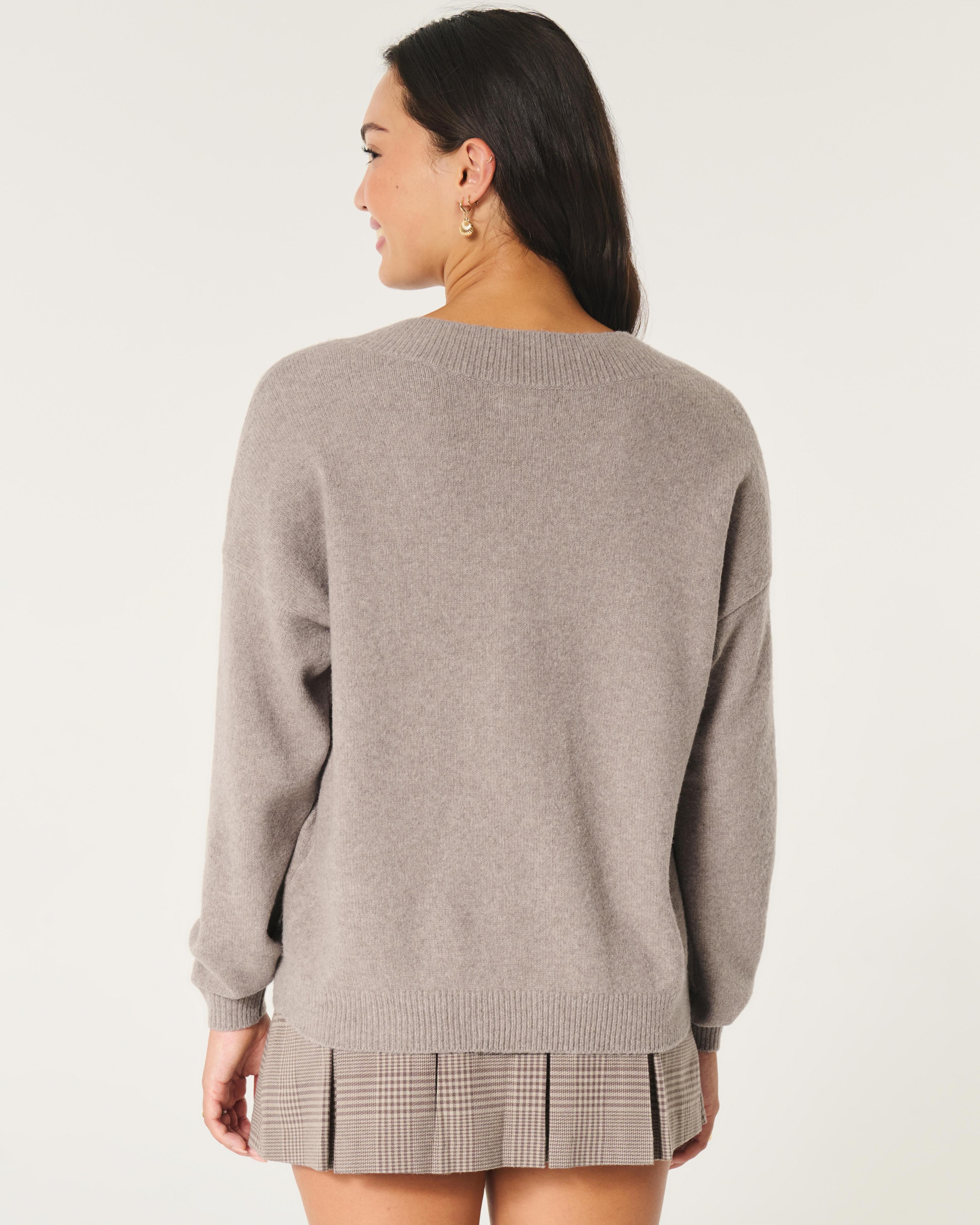 Hollister Comfy Cloud Oversized V-Neck Sweater Product Image