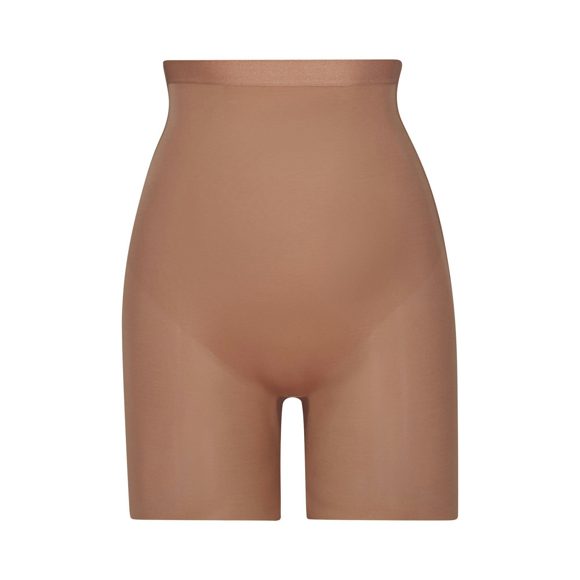 SIMPLY BARE LOW BACK SHORT | SIENNA Product Image