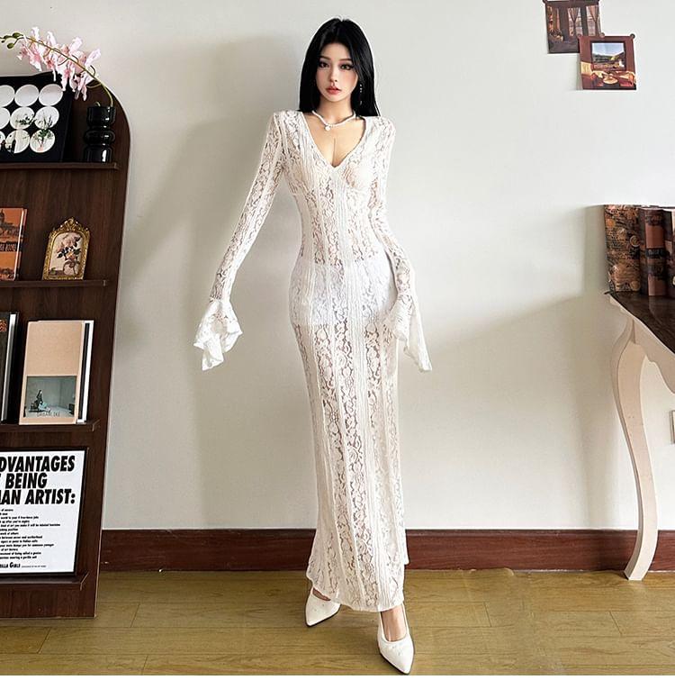 Long Sleeve V-Neck Lace Mermaid Maxi Dress Product Image