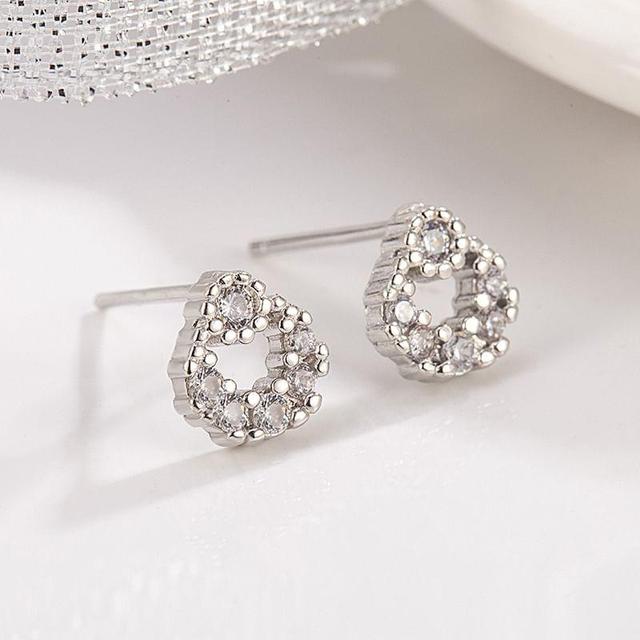 Rhinestone Alloy Stud Earring Product Image