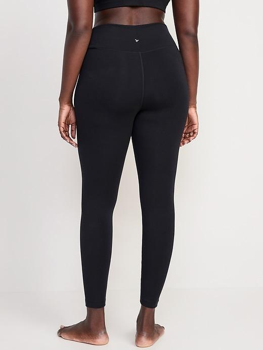 Extra High-Waisted PowerChill 7/8 Leggings Product Image