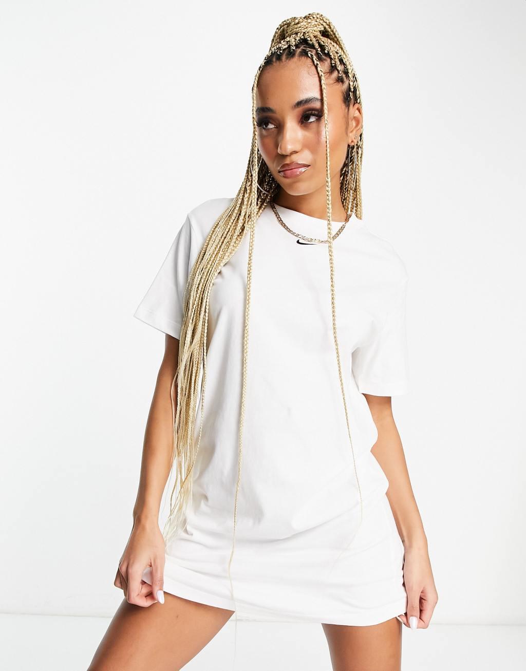 Nike Essential dress in white Product Image