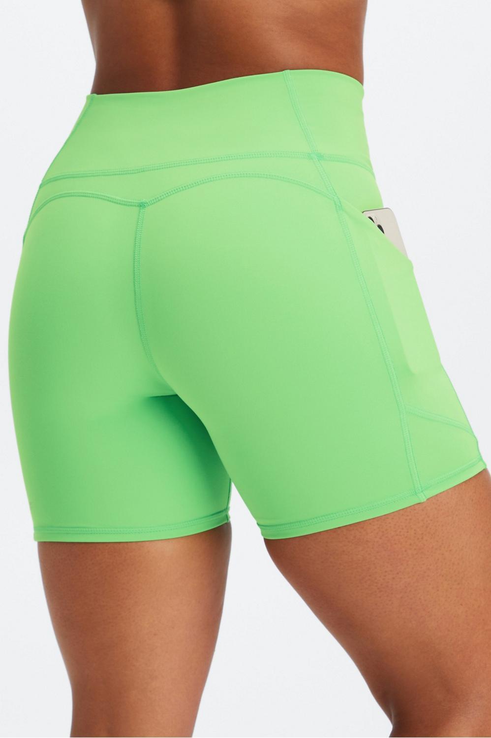 Fabletics Oasis High-Waisted 6 Short Womens green plus Size 4X Product Image