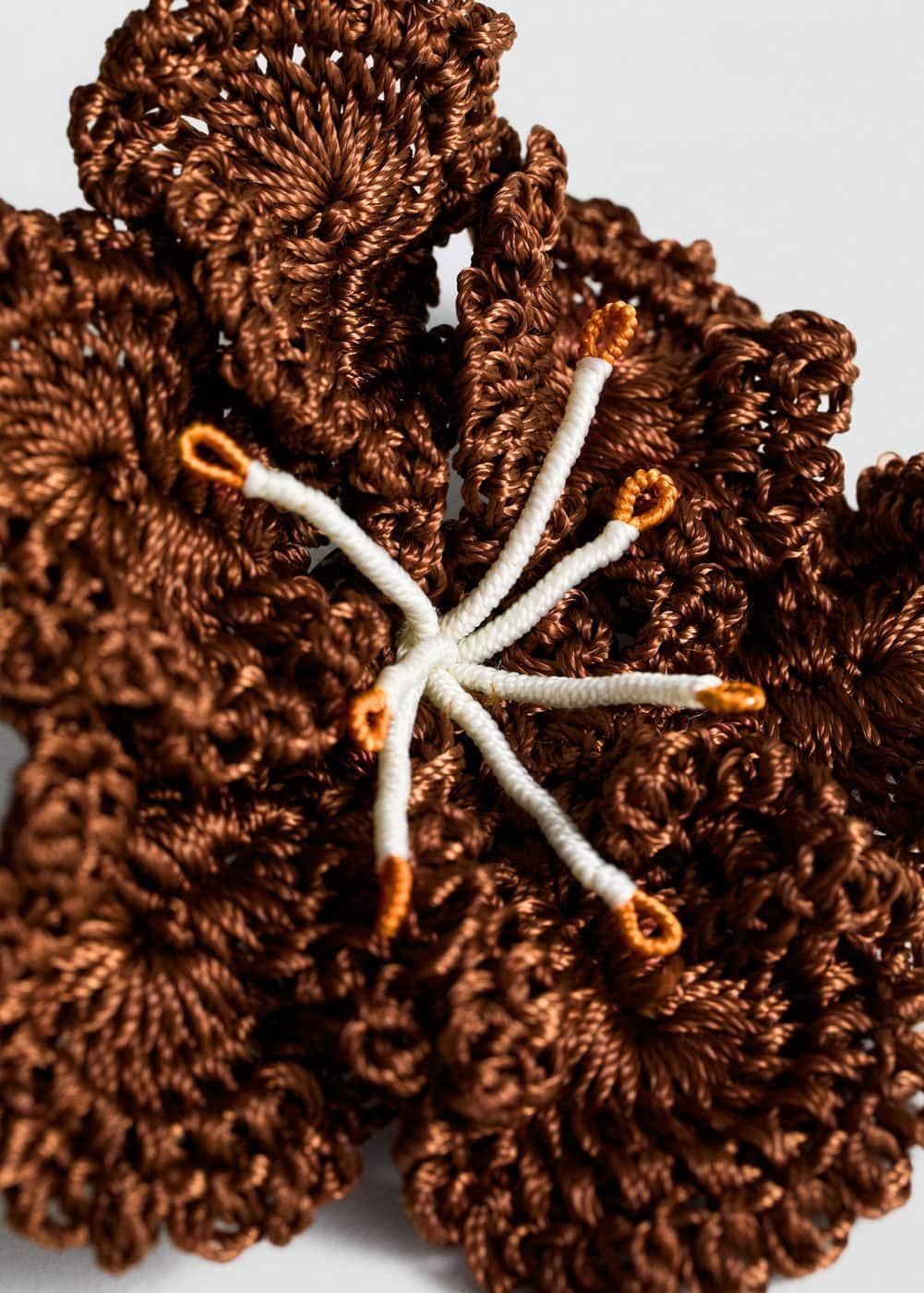 MANGO - Crochet flower brooch - One size - Women Product Image