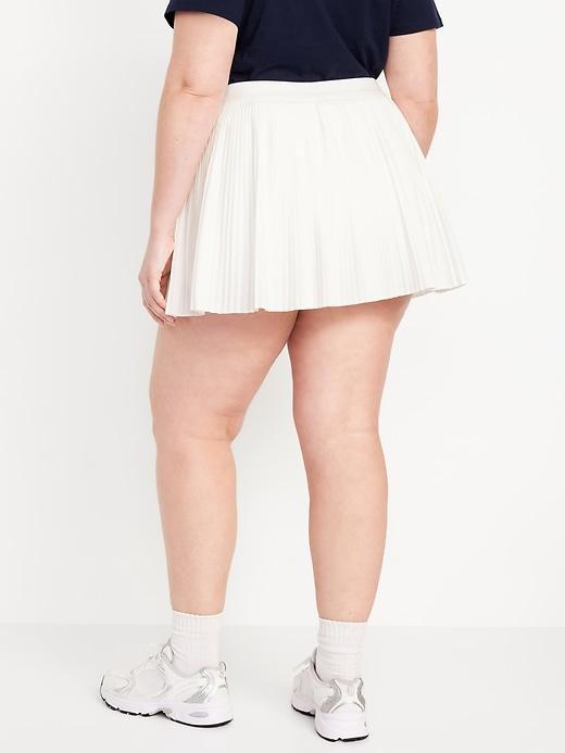 Extra High-Waisted StretchTech Micro-Pleated Skort Product Image