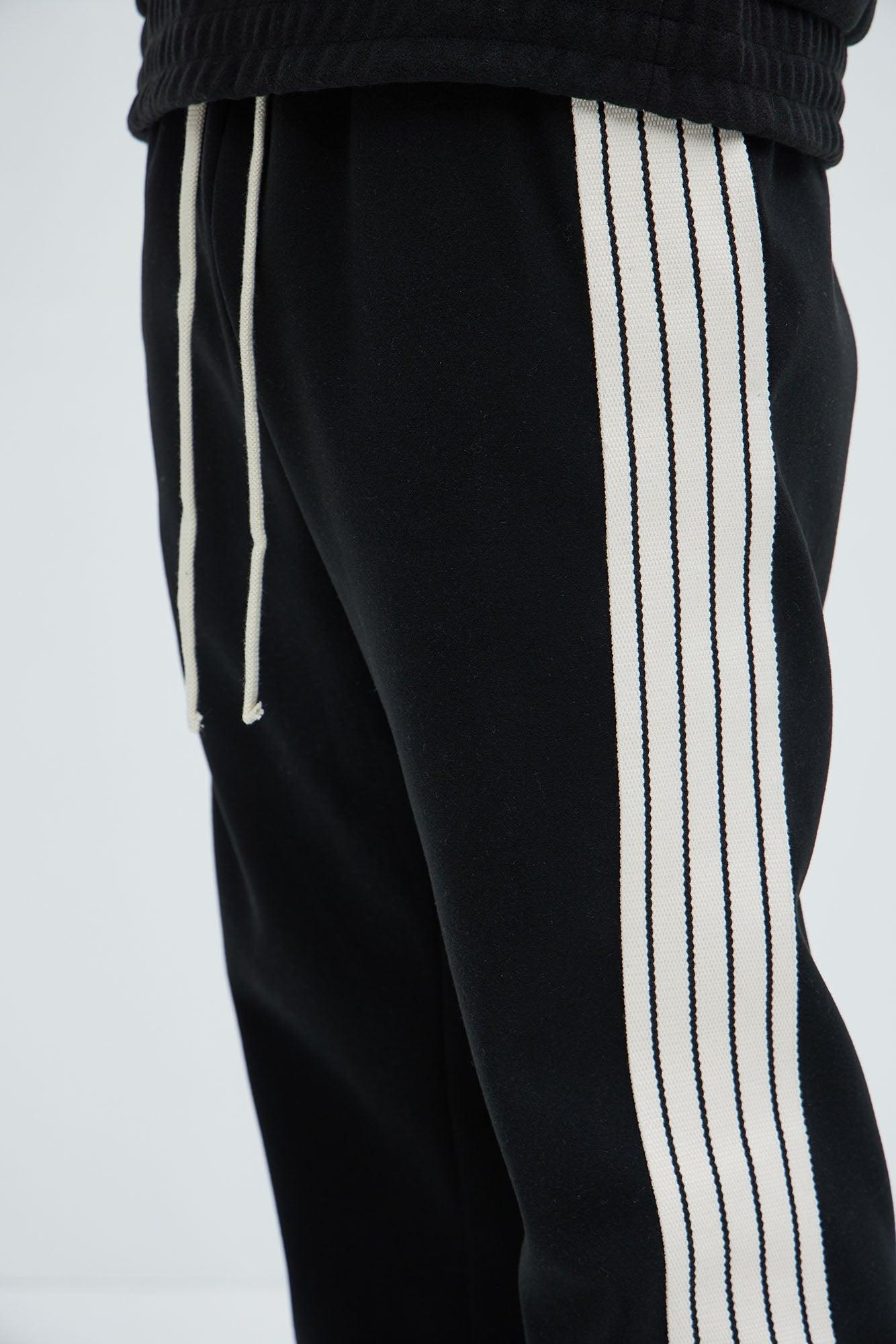 Tyson Resort Sweatpants - Black Product Image