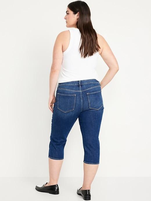 Mid-Rise Wow Capri Jeans Product Image