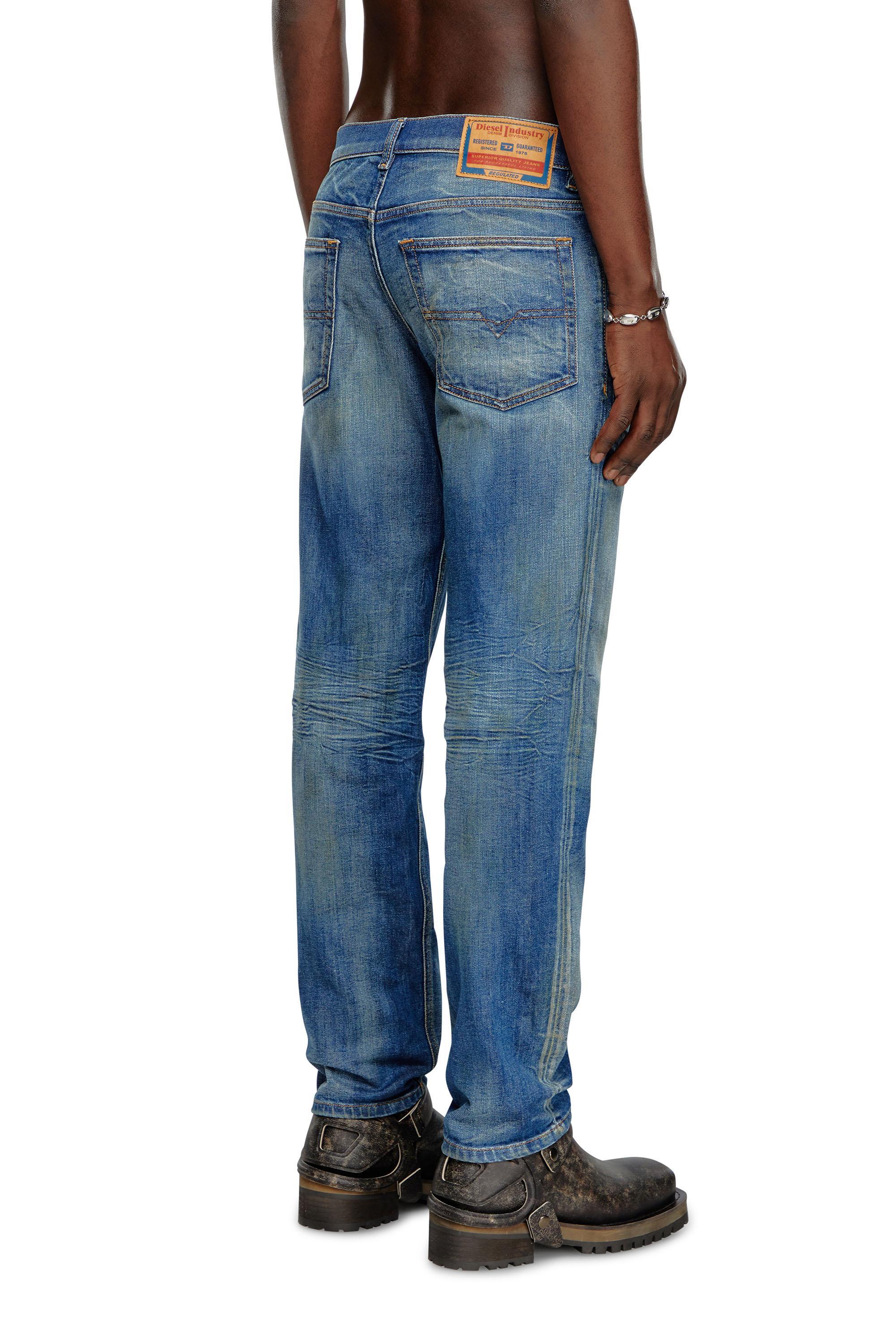 Regular Jeans 2023 D-Finitive 09J66 Product Image