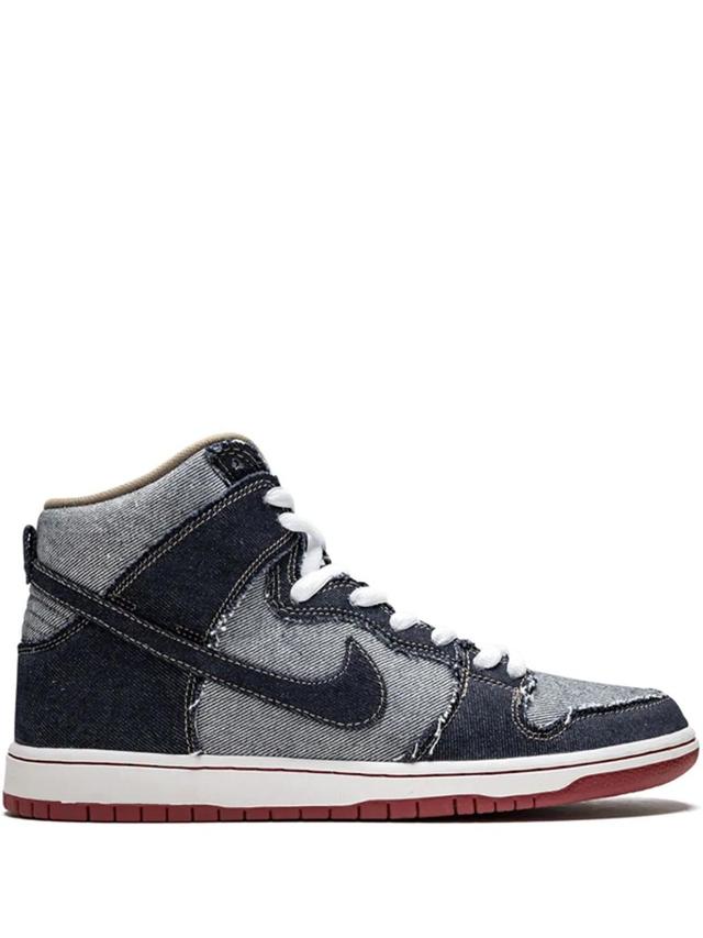 Sb Dunk High Trd Sneakers In Blue Product Image