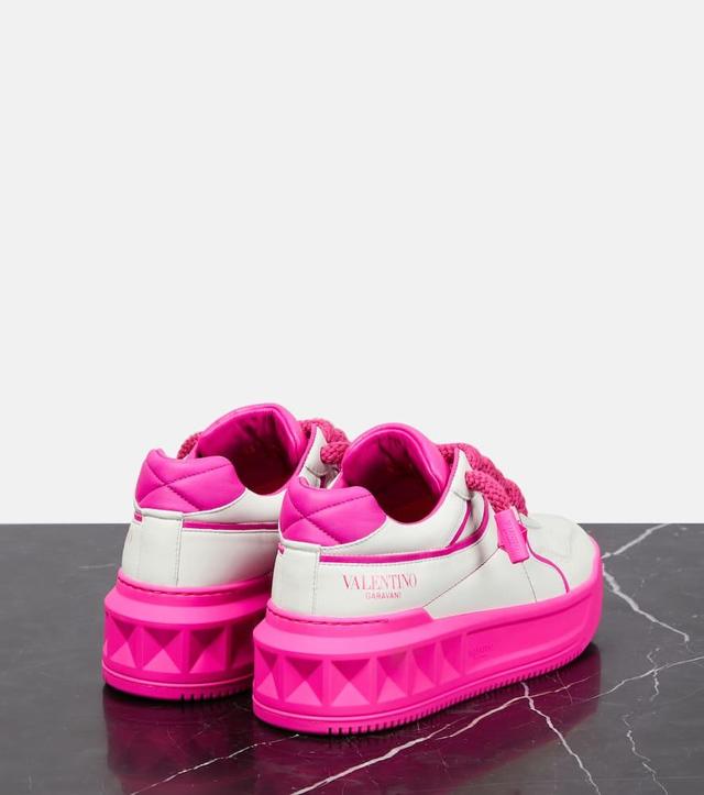 VALENTINO GARAVANI One Stud Leather Low-top Sneakers In Pink Product Image