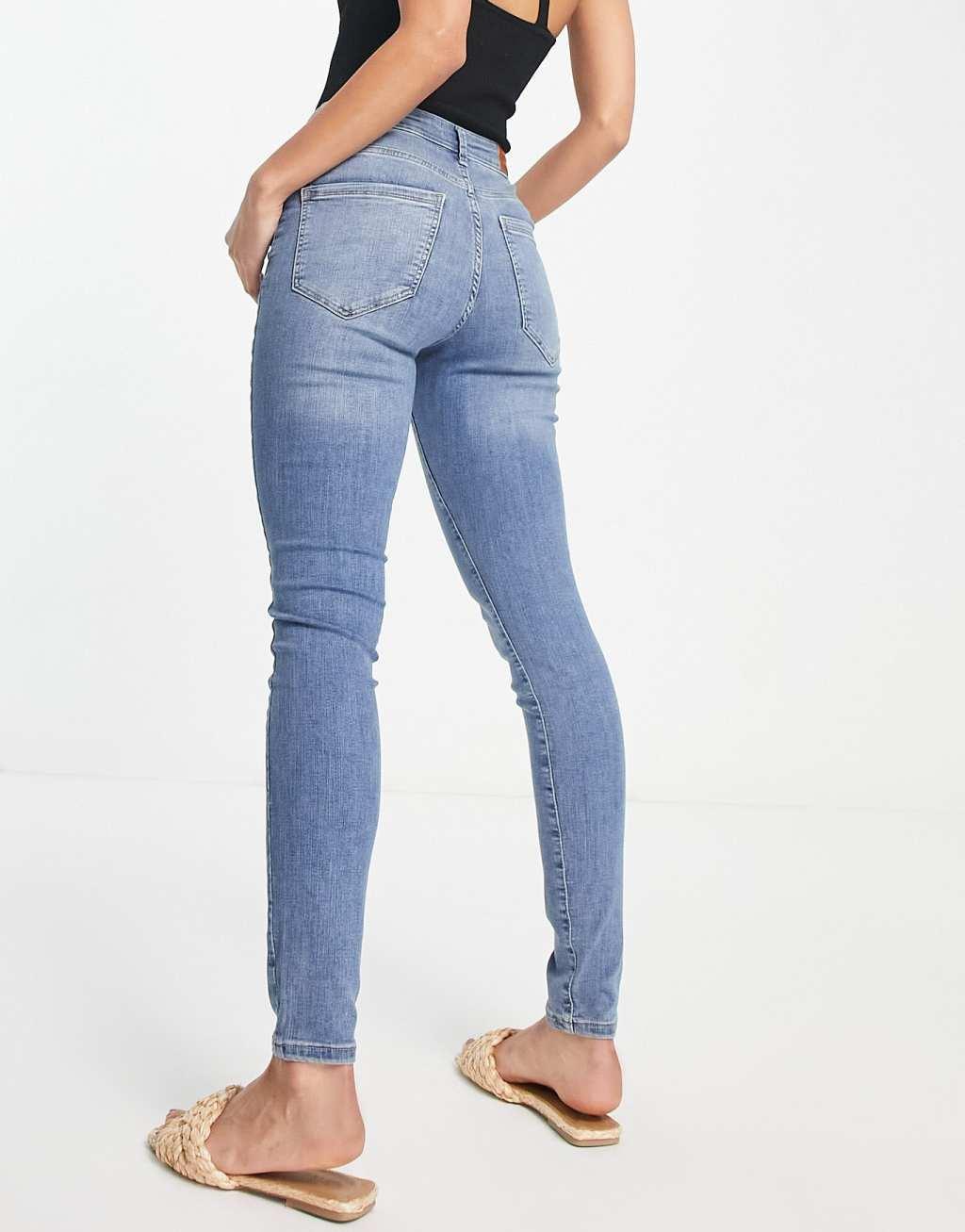 Vero Moda skinny jean with high waist in light blue Product Image