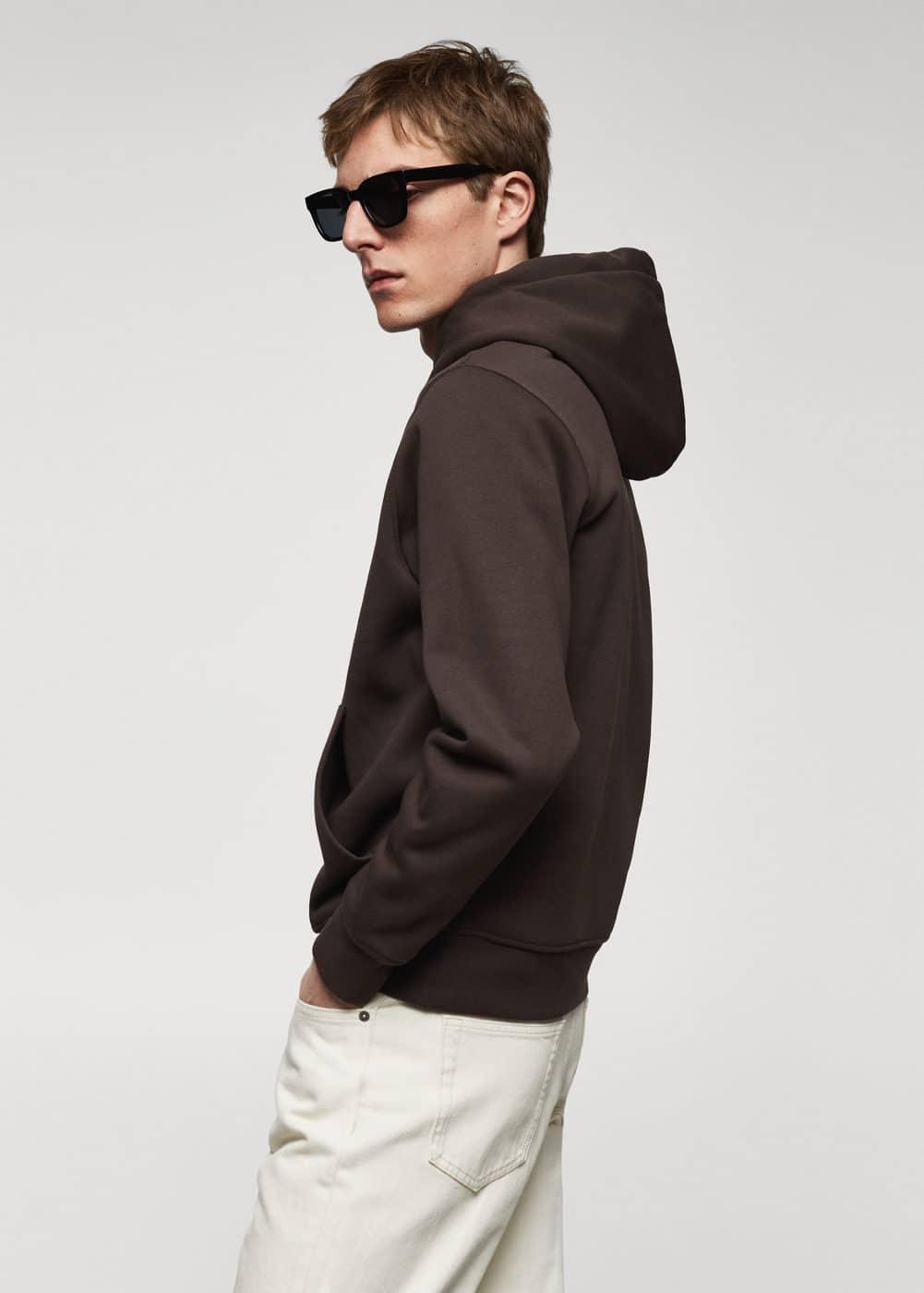 MANGO MAN - Cotton kangaroo-hooded sweatshirt chocolateMen Product Image