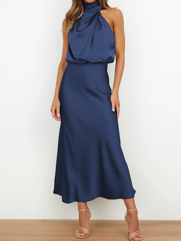 Sleeveless Solid Color Halter-Neck Midi Dresses Product Image