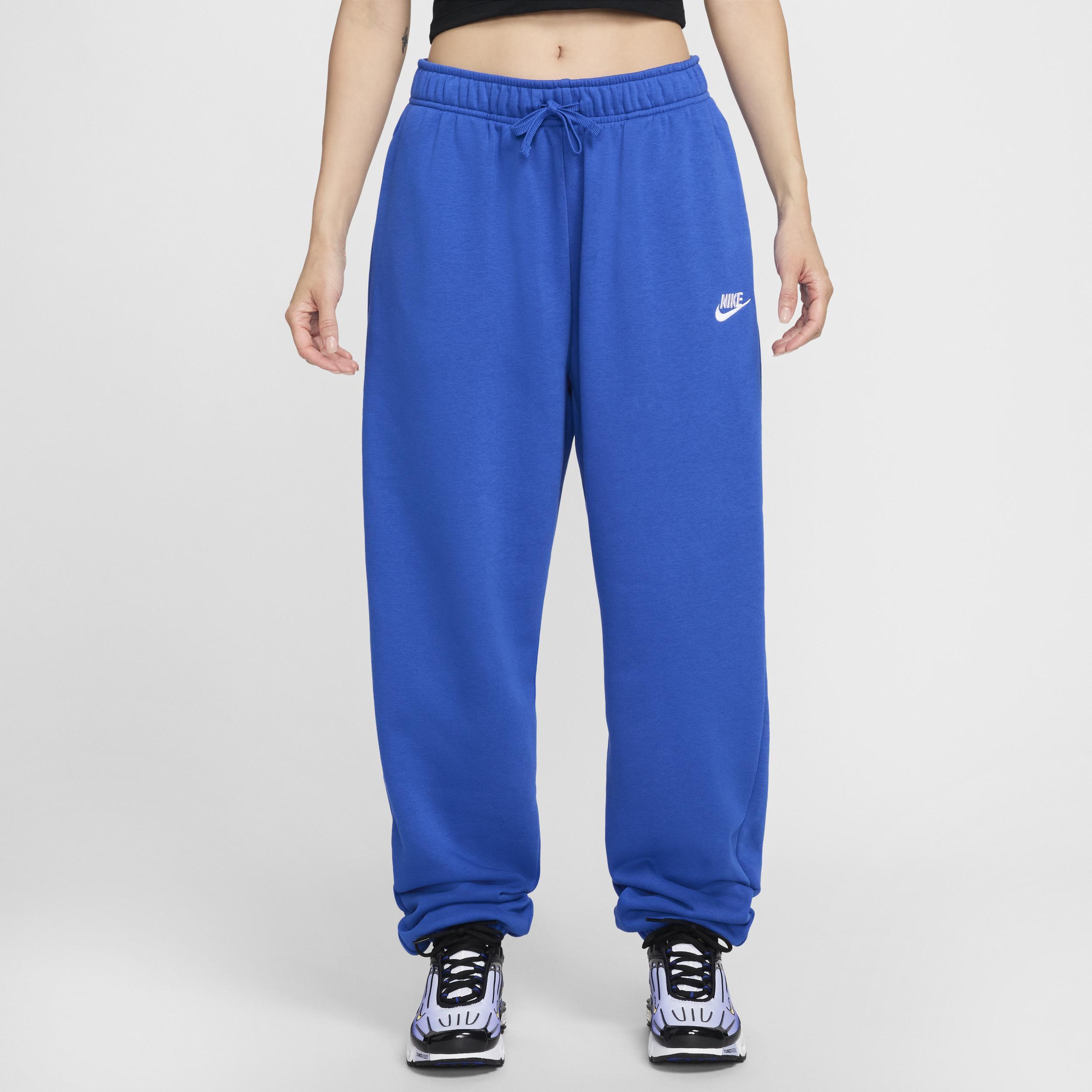 Nike Sportswear Club Fleece Women's Mid-Rise Oversized Sweatpants Product Image