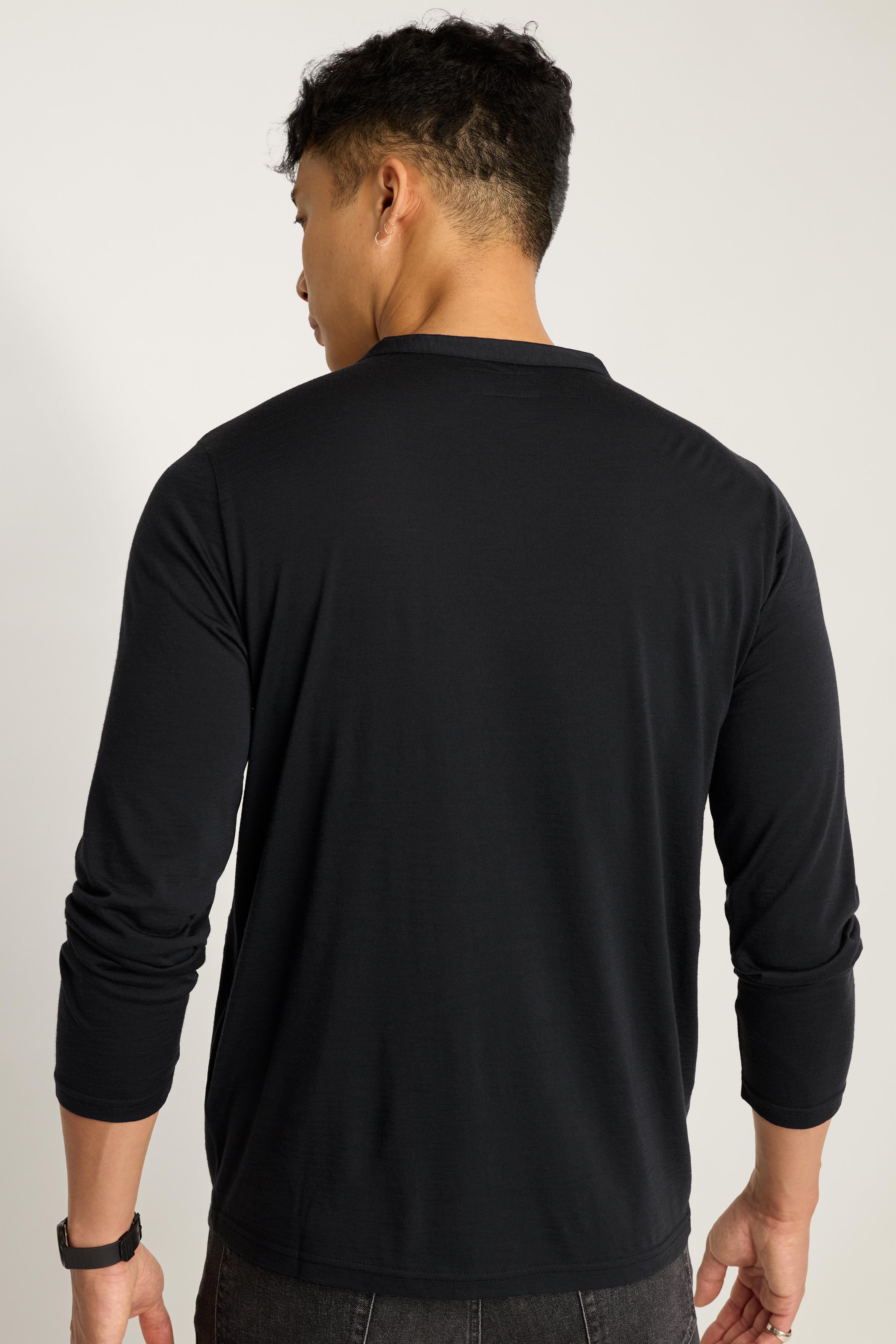 Performance Merino Long Sleeve Henley Product Image