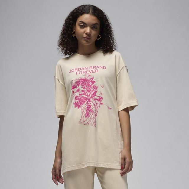 Womens Jordan Oversized Graphic T-Shirt Product Image