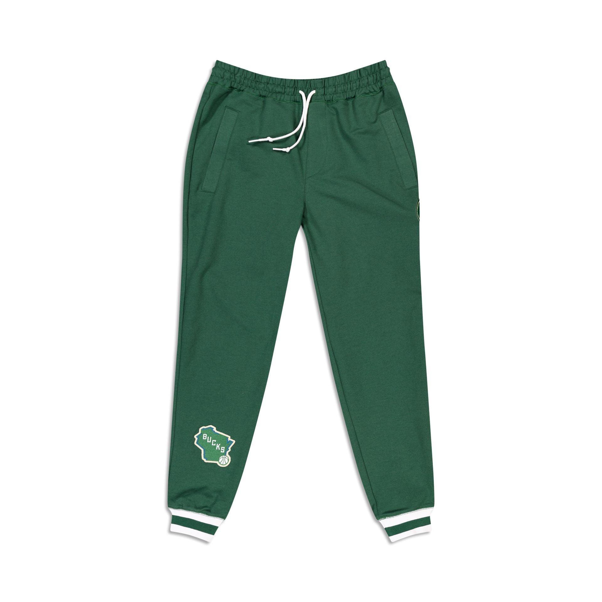 Milwaukee Bucks Logo Select Jogger Male Product Image