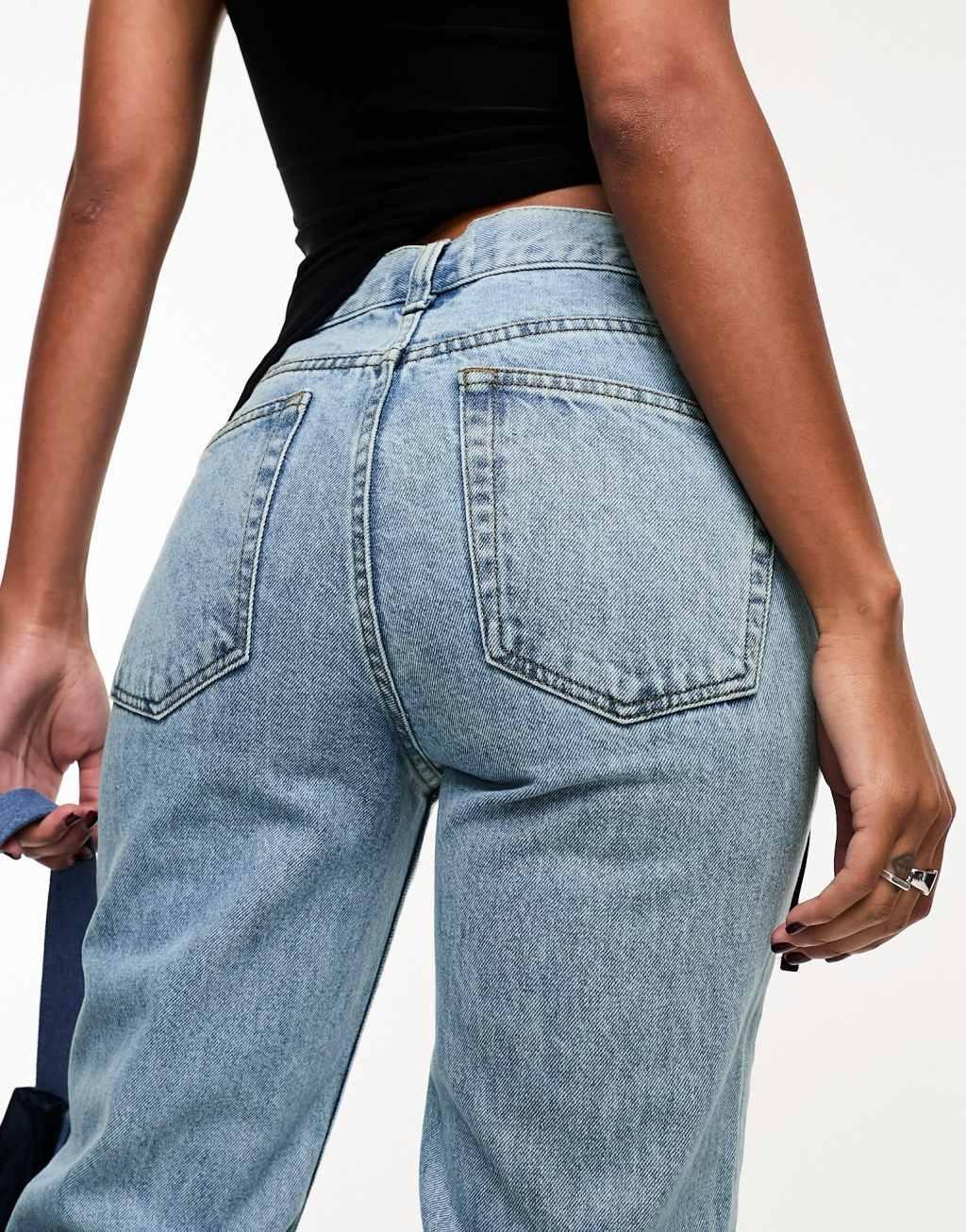 ASOS DESIGN mid rise straight jeans in vintage lightwash Product Image