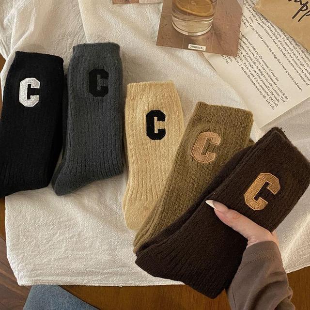 Lettering Crew Socks Product Image