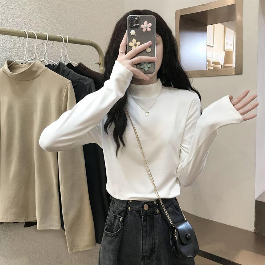 Long-Sleeve Mock Neck Plain T-Shirt Product Image