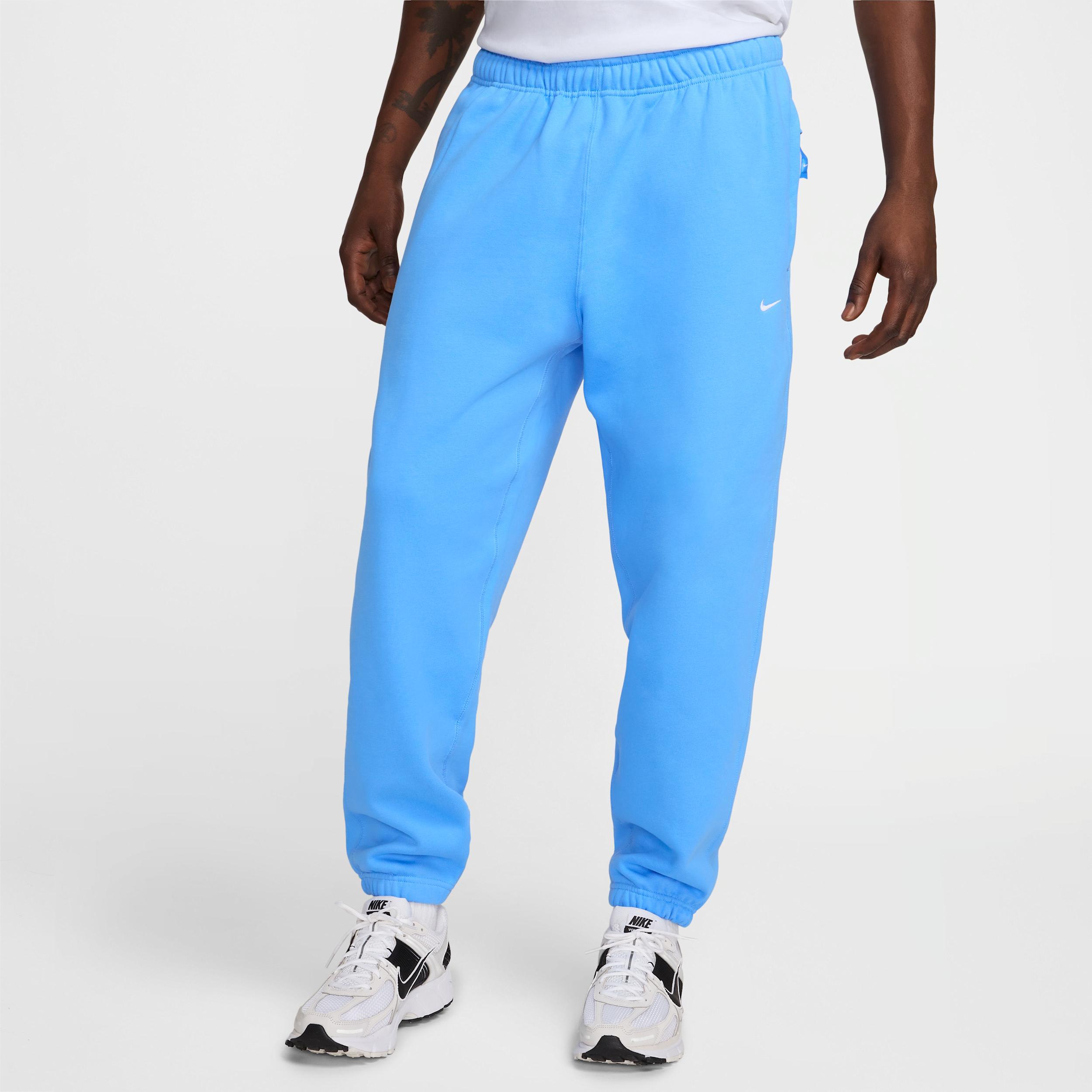 Nike Solo Swoosh Men's Fleece Pants Product Image