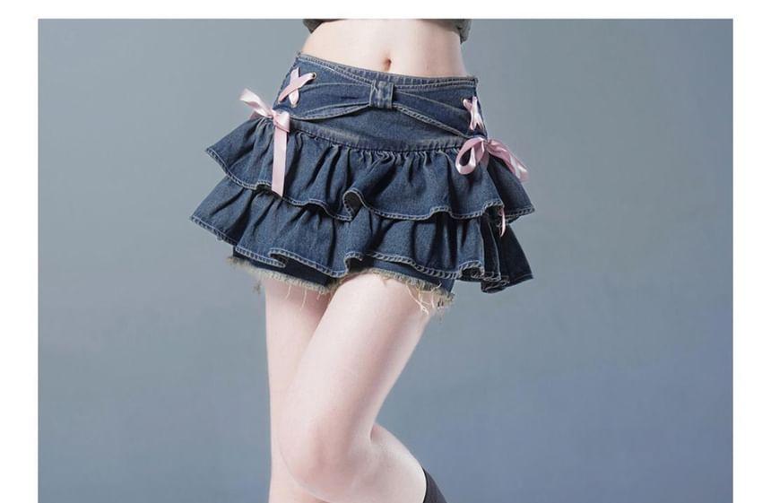 Low Rise Side Lace-Up Washed Mini Layered Denim Skirt Product Image