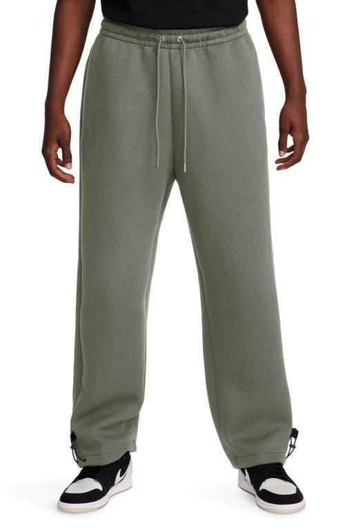 Nike Men's Tech Fleece Reimagined Fleece Pants Product Image