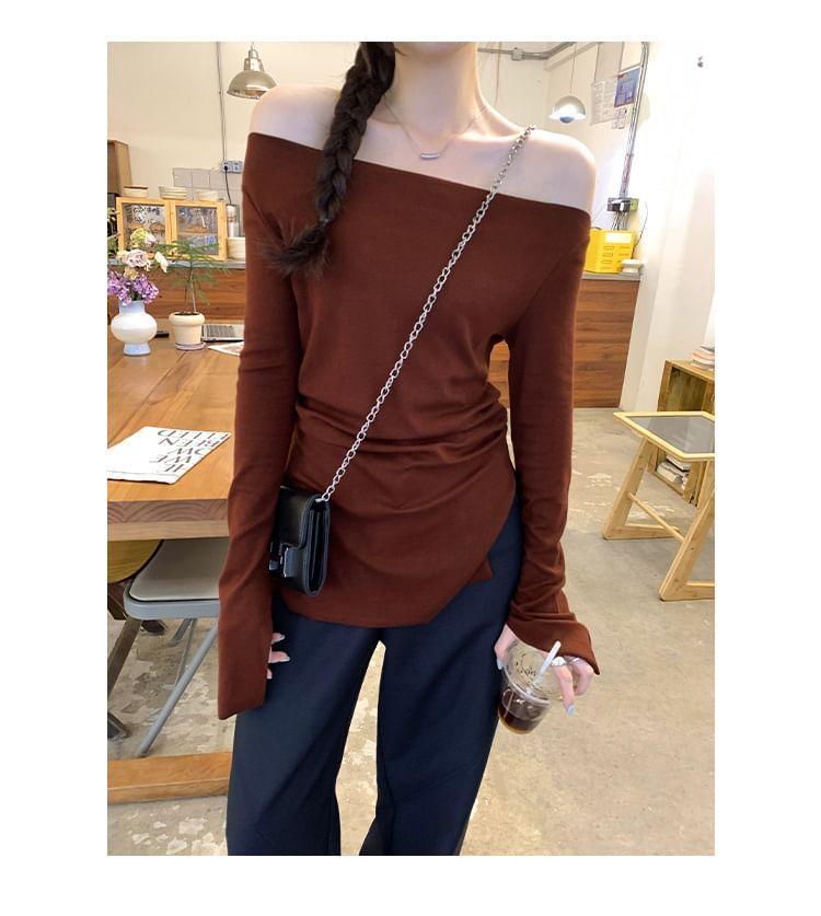 Long-Sleeve Off-Shoulder Plain Side-Slit T-Shirt Product Image