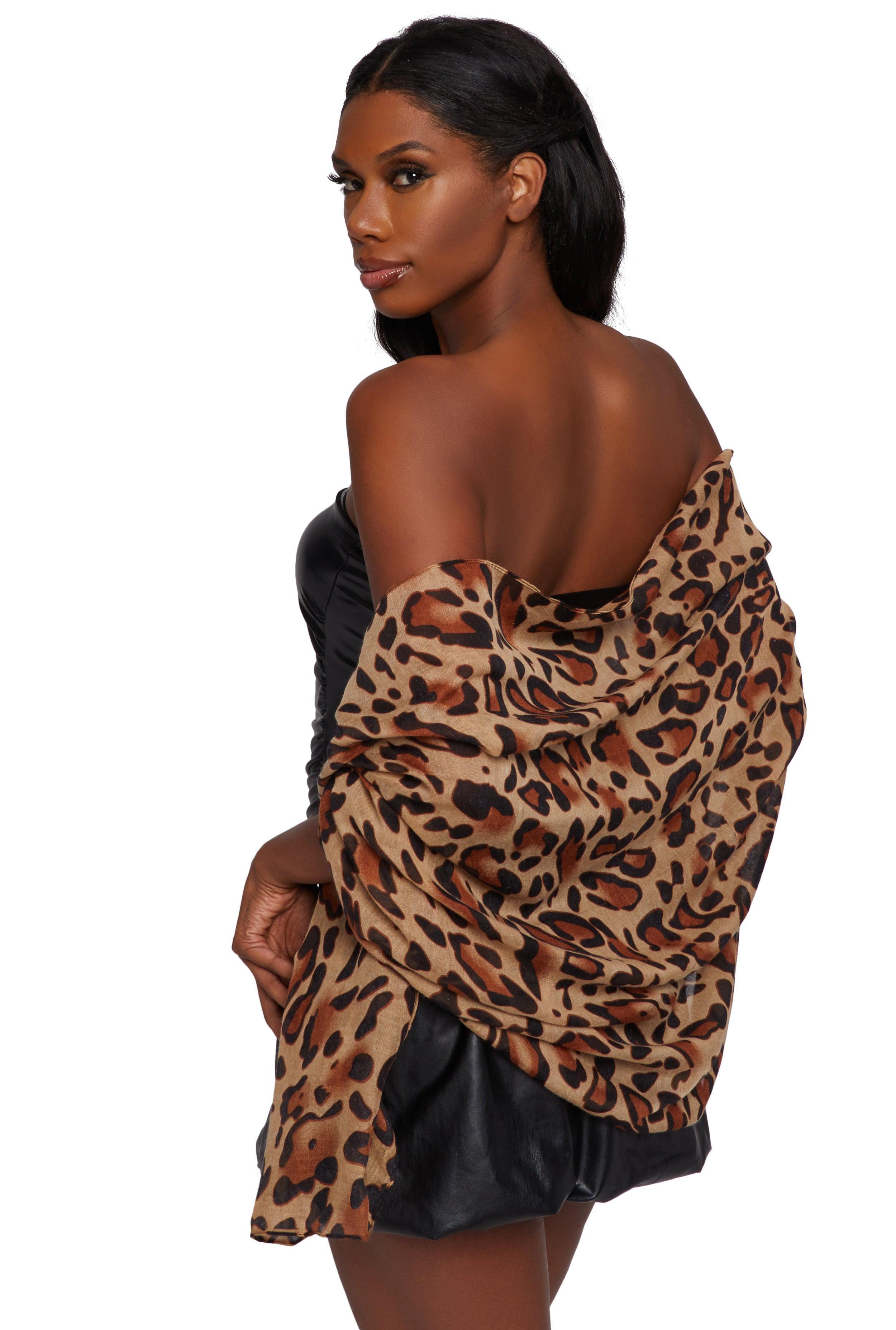 Womens Leopard Print Oblong Scarf Product Image