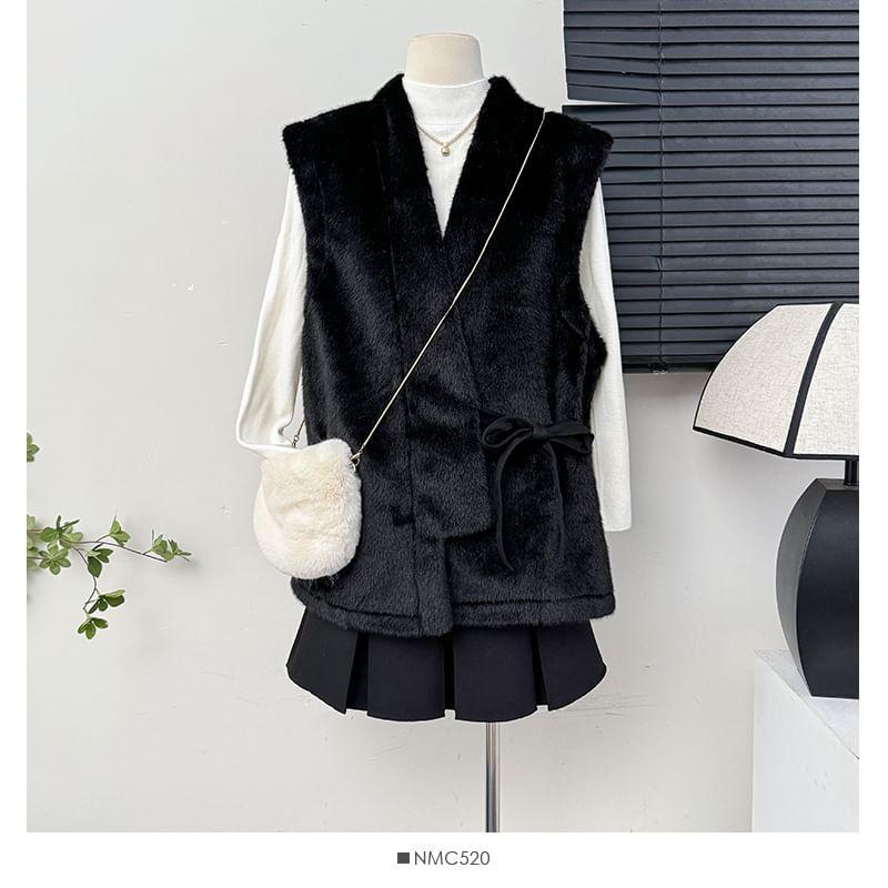 Faux-Fur Wrapped Vest Jacket Product Image