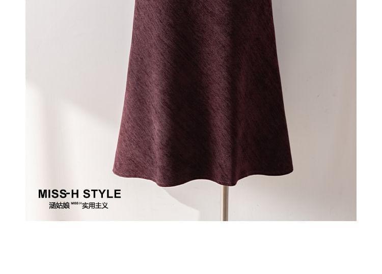 High Rise Patterned A-Line Midi Skirt Product Image