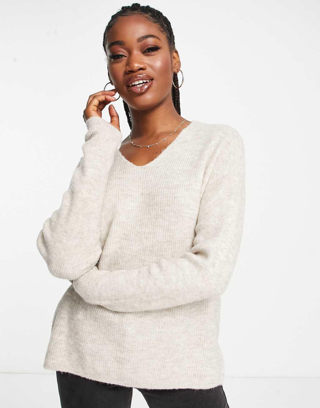 Vero Moda lightweight v neck sweater Product Image