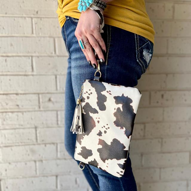 Arlington Cow Wristlet Product Image