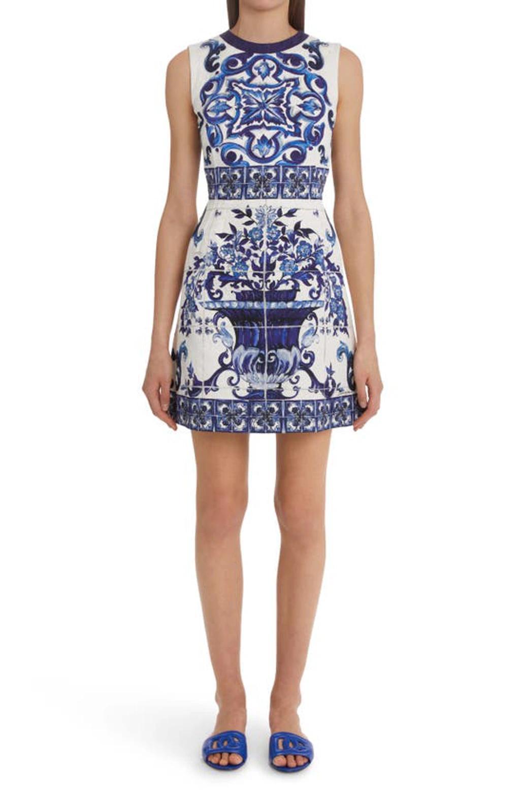 DOLCE & GABBANA Short Majolica-print Brocade Dress In Bianco Product Image