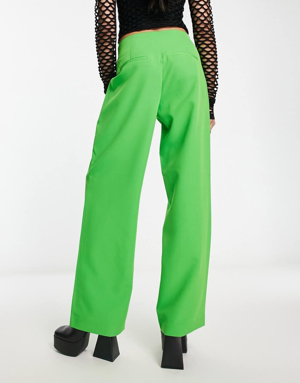 Only high waist wide leg pants Product Image