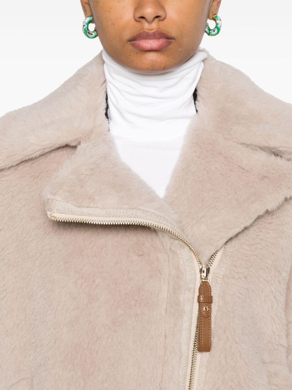 shearling cape Product Image