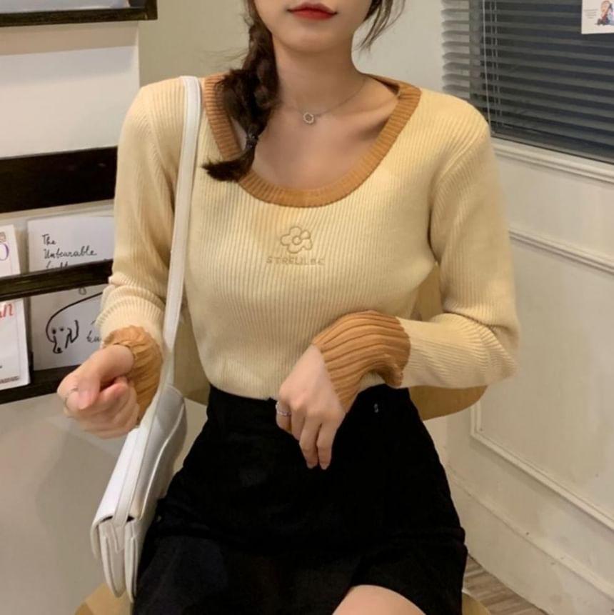 Scoop Neck Flower Embroidered Ribbed Sweater Product Image