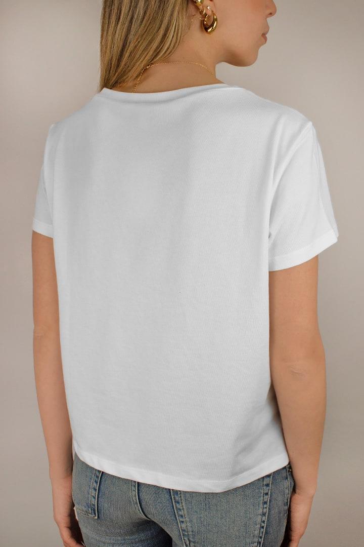 V-neck t-shirt Product Image