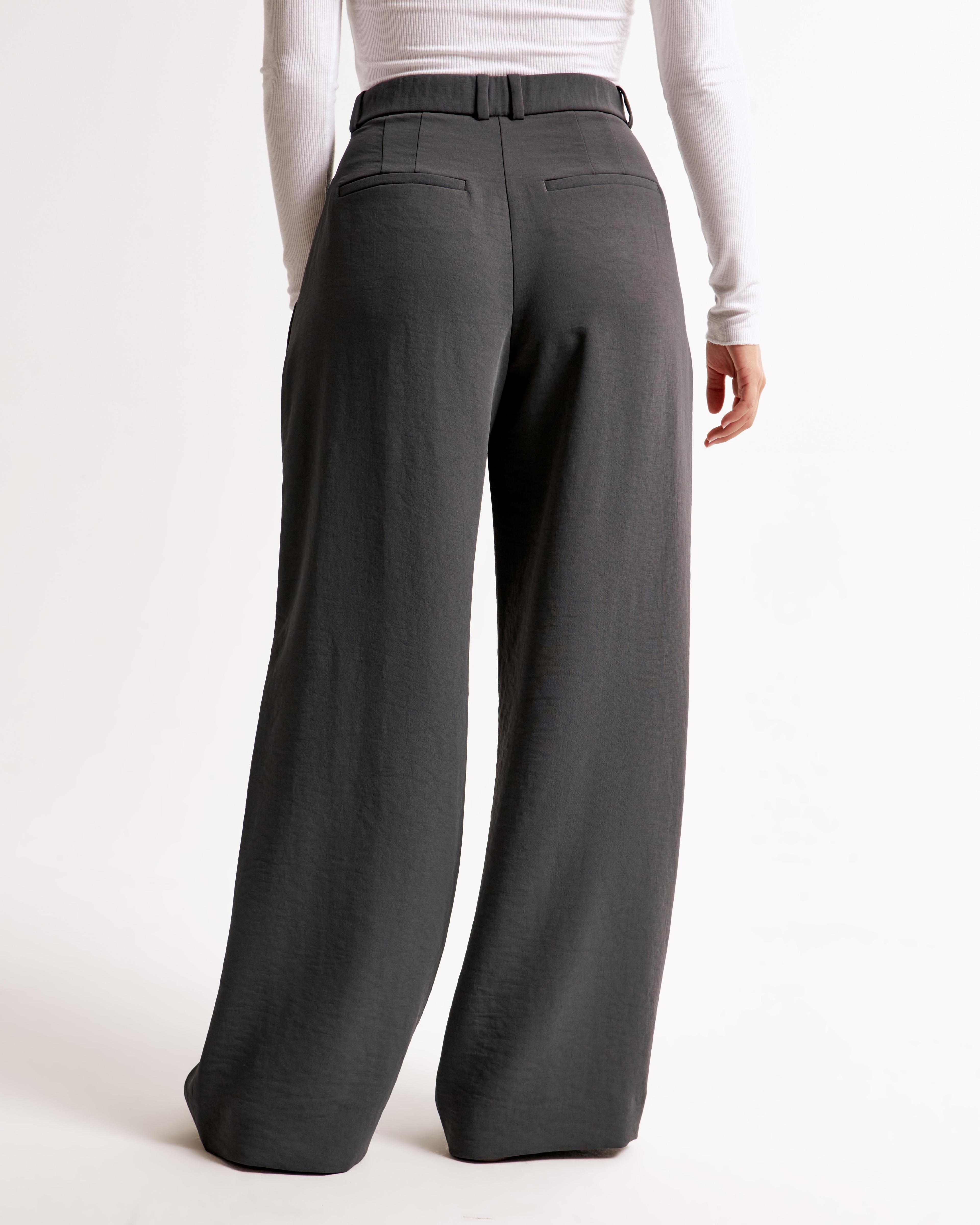 Curve Love A&F Harper Tailored Premium Crepe Ultra-Wide Leg Pant Product Image