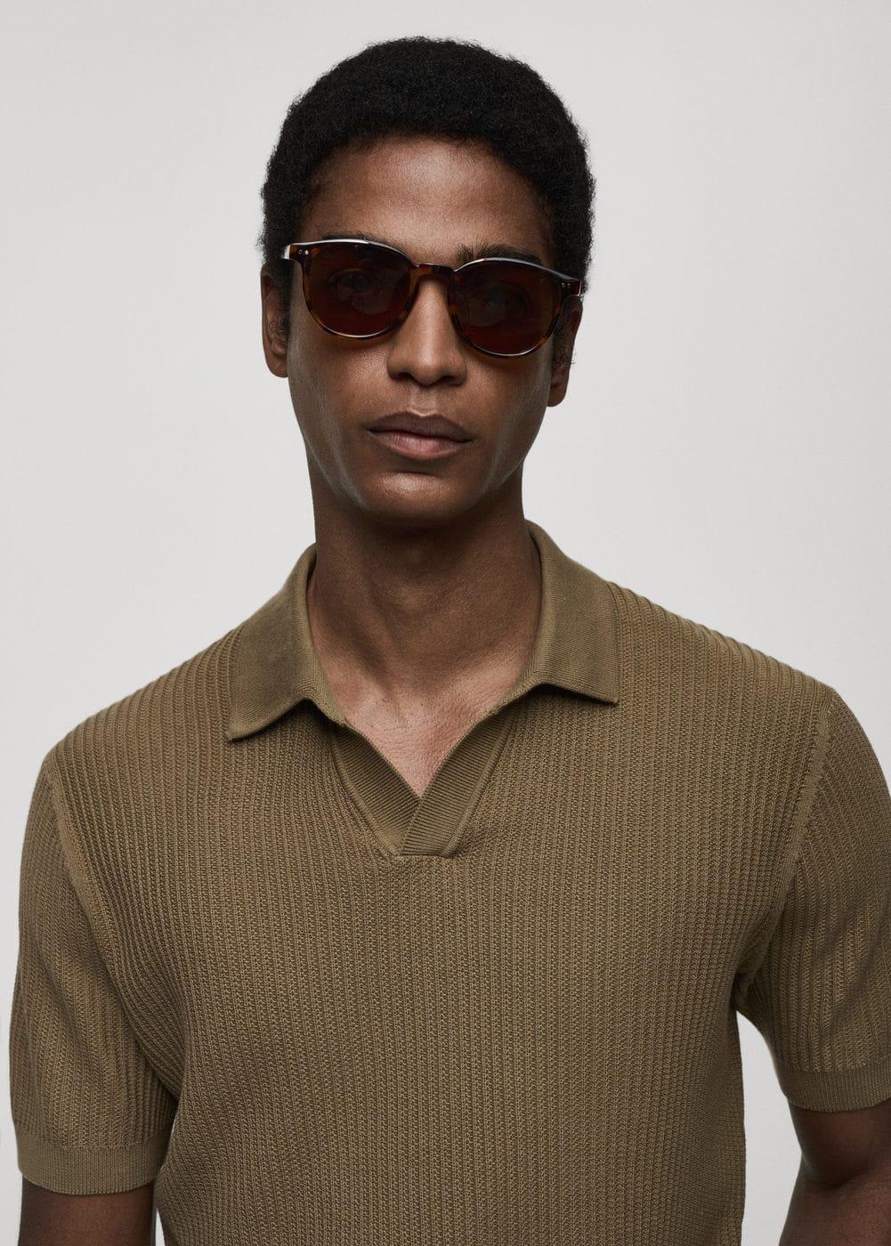 Ribbed cotton knitted polo shirt - Men | MANGO USA Product Image