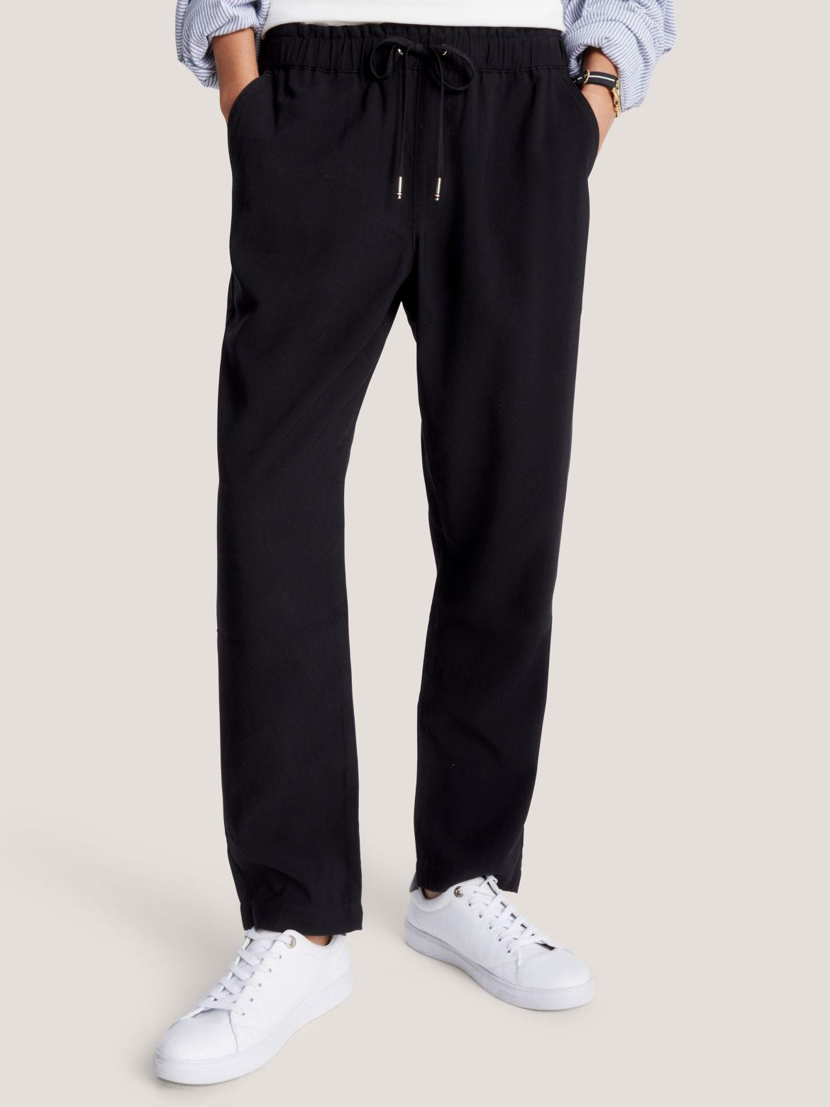 Tommy Hilfiger Women's Tapered Drawstring Pant Product Image