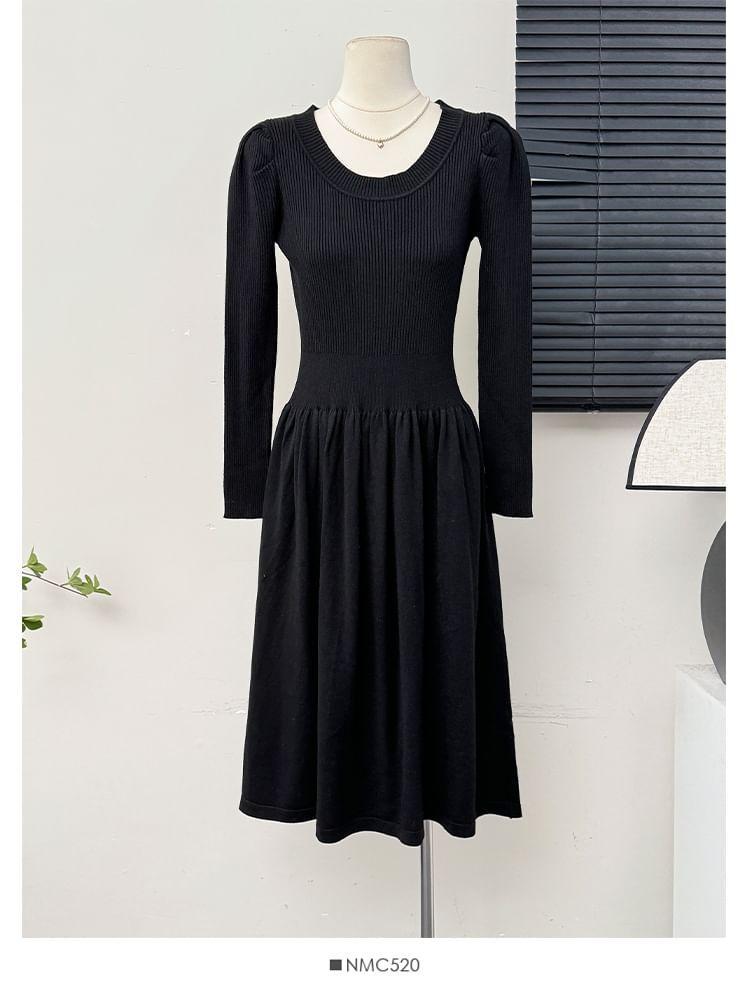 Puff-Sleeve Pleated A-Line Midi Dress Product Image