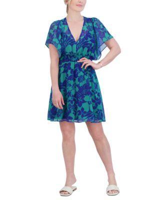 Petite Printed V-Neck Short-Sleeve Dress  Product Image