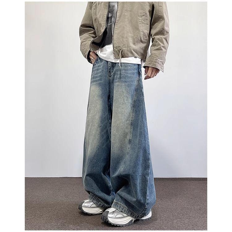 Mid Rise Washed Wide Leg Jeans Product Image