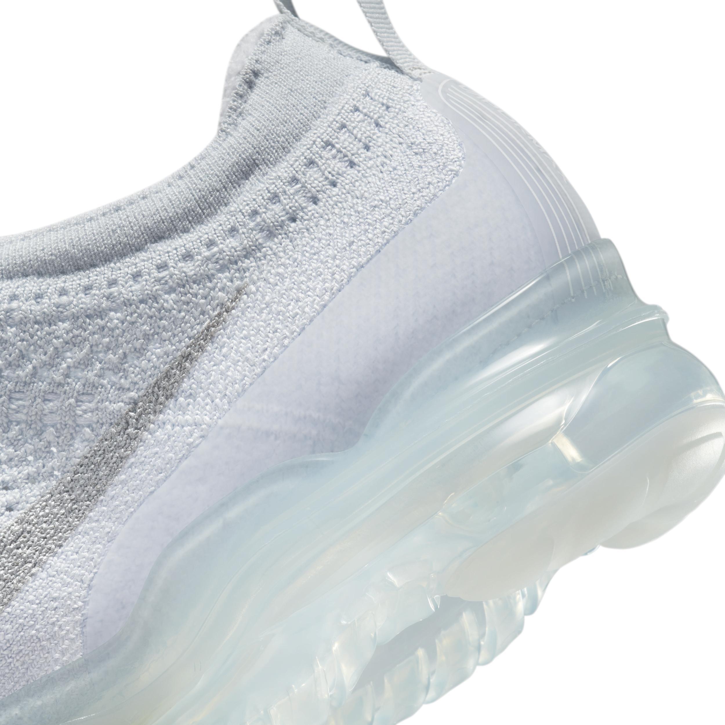 Nike Men's Air VaporMax 2023 Flyknit Shoes Product Image