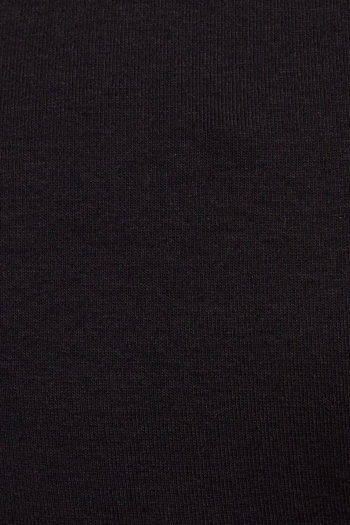 Stormi Tee Product Image