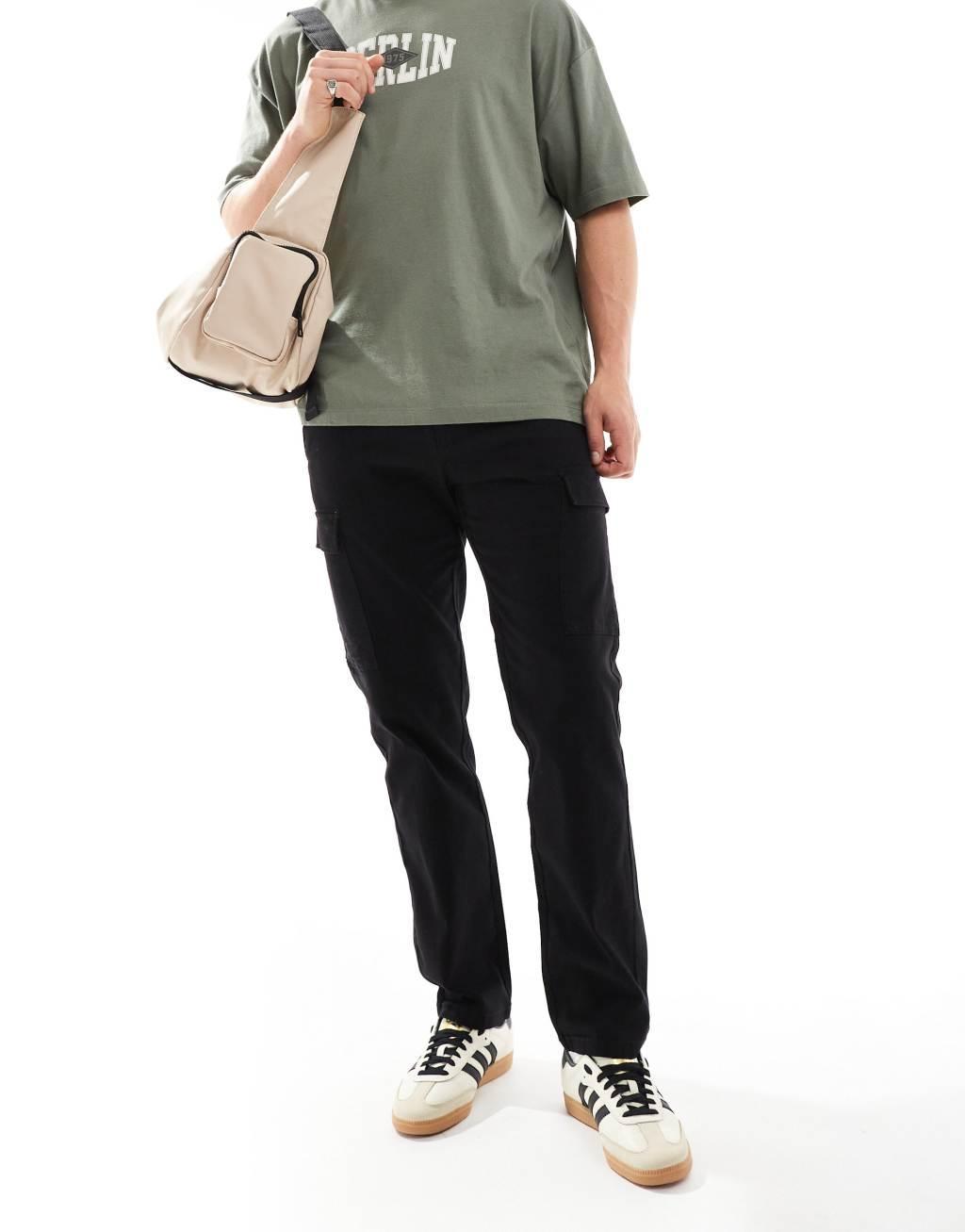 ONLY & SONS straight fit cargo in black Product Image