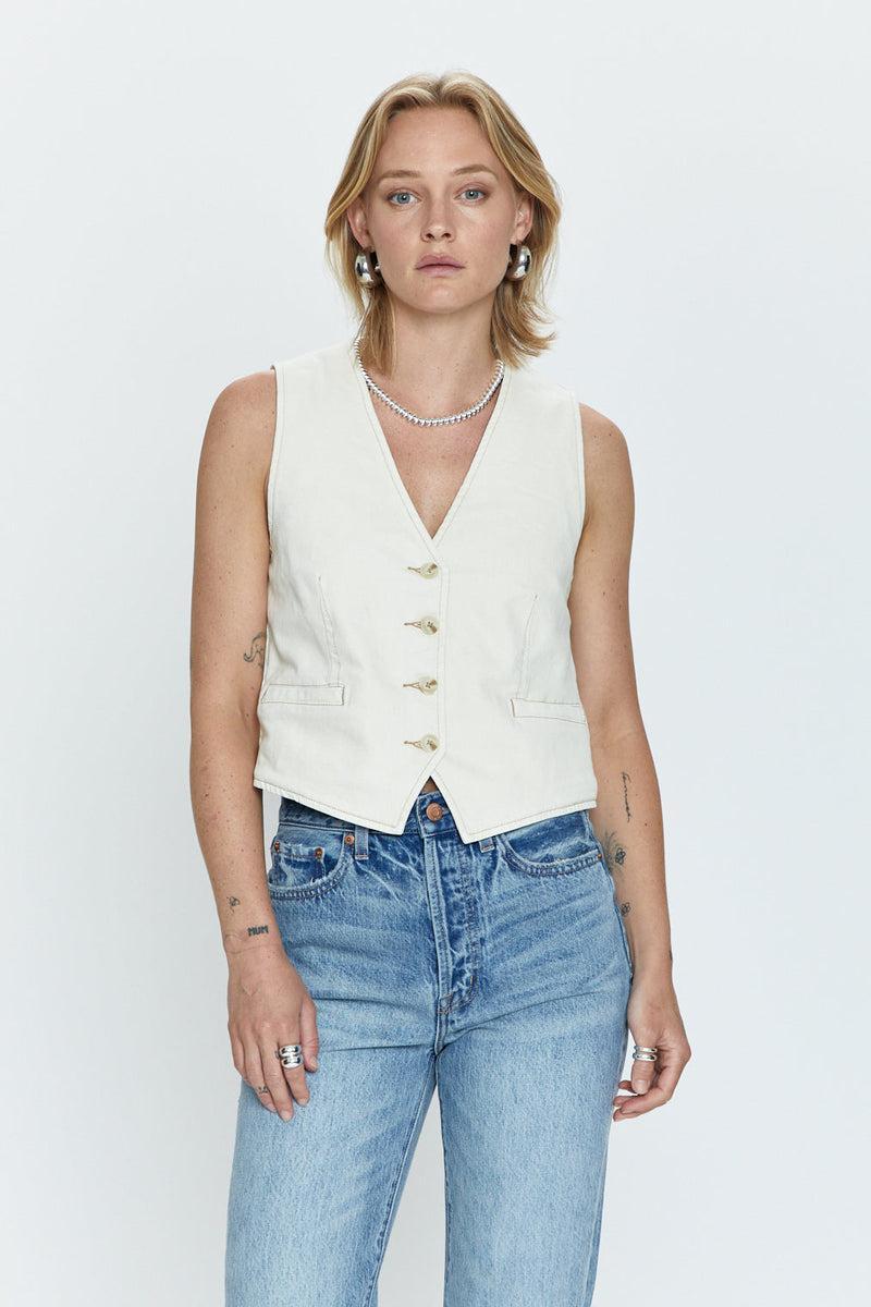 Vero Cropped Vest- Ecru Product Image