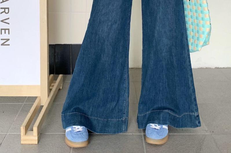 High Rise Washed Fleece Flared Jeans Product Image